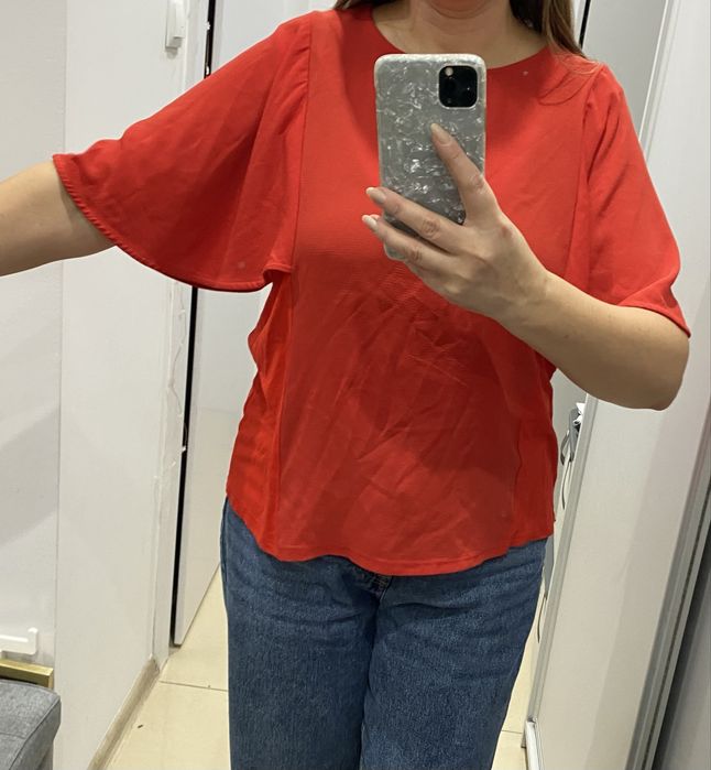 Czerwona bluzka m-l Zoul edition  rękaw falbana