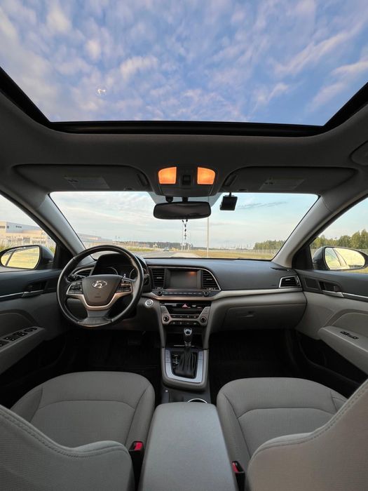 Hyundai Elantra Value Edition 2.0 Automat Lpg