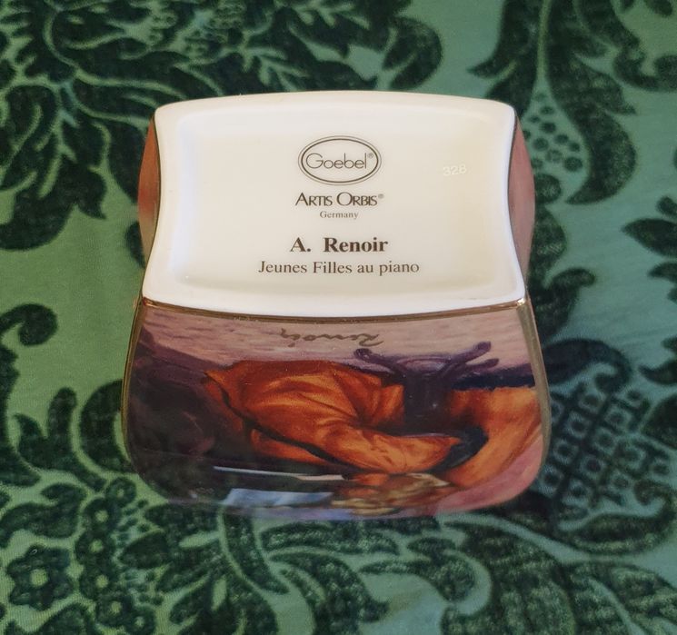 Wazon porcelanowy Goebel