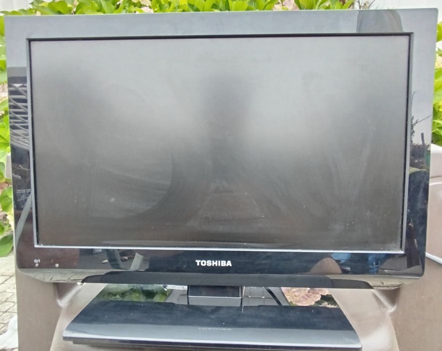 Televisão Toshiba avariada