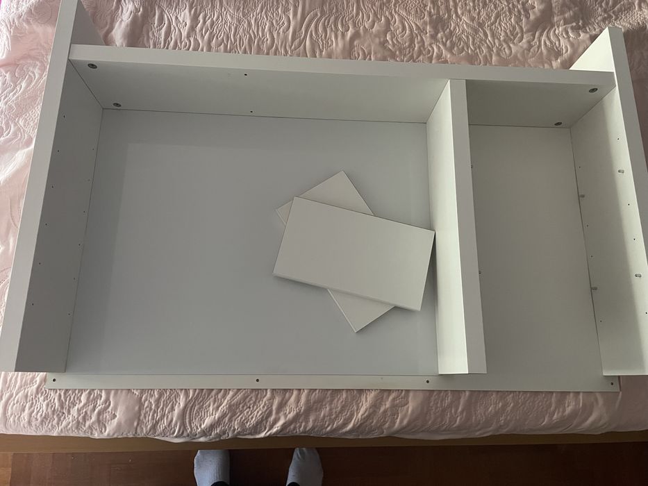 Parte de cima da secretaria