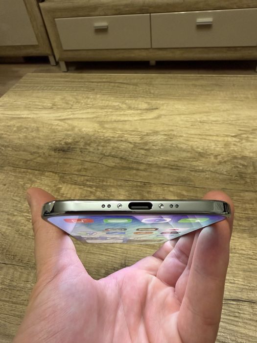 Айфон IPhone 17 Air 256 Cloud White, Neverlock, ИДЕАЛ, 100% АКБ!