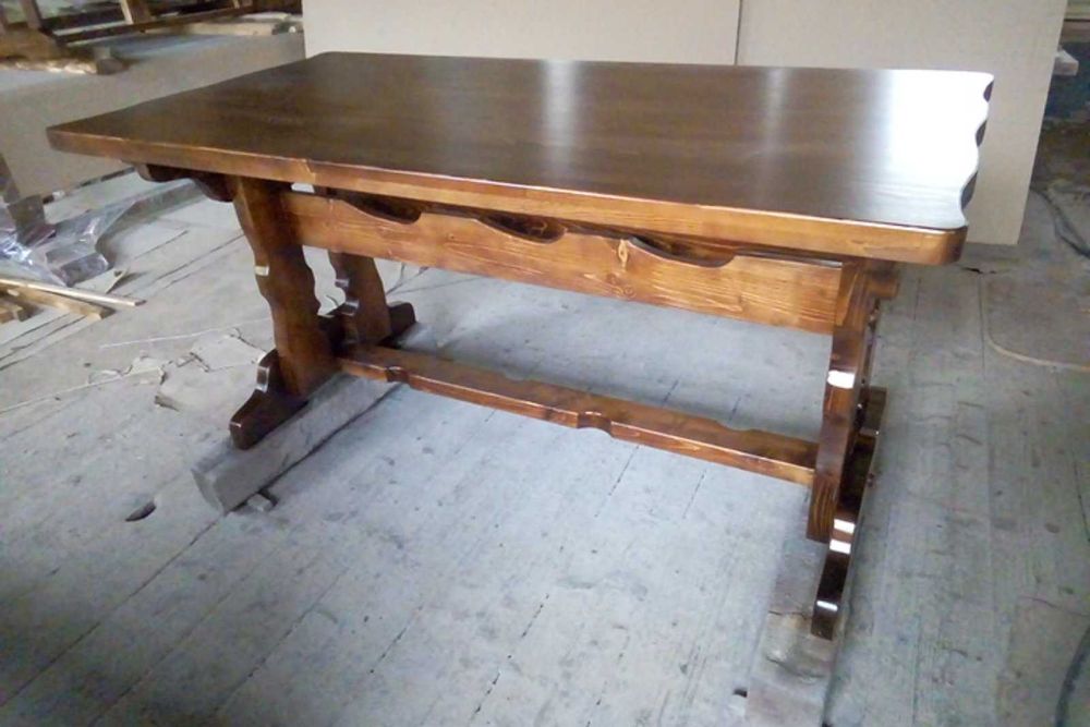 Cтіл, Стіл Садовий Атлант