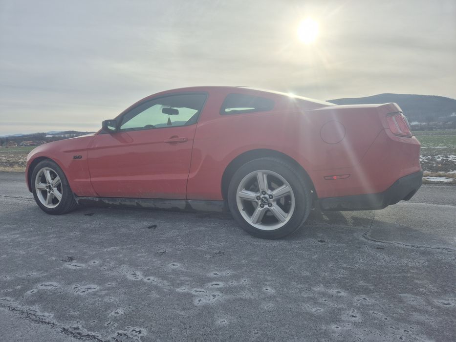 Ford mustang 3.7 v6 zamianę