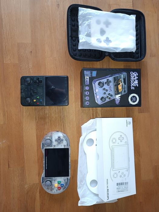 2 Retro Gamimg (R36S) e (Anbernic RG353PS)