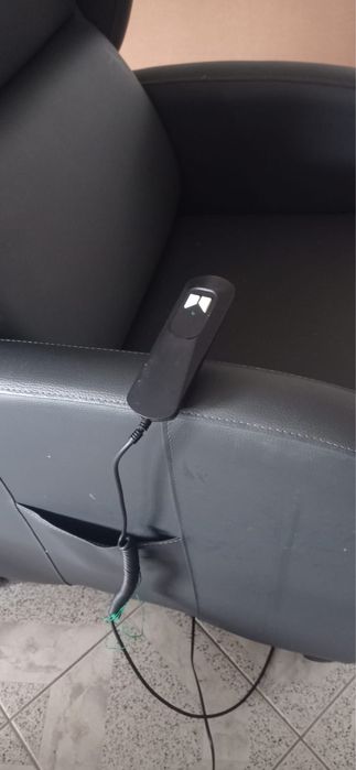 Cadeirão electrico em pele