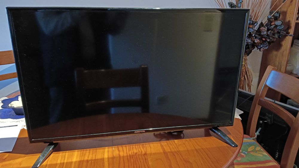 Televisão LED Manta 32LHN120D de 32 polegadas