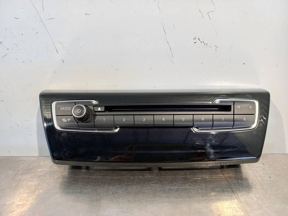 Sistema De Áudio Rádio Cd Bmw Serie 2 Active Tourer F45