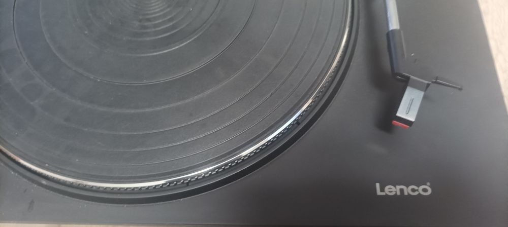 Gramofon Lenko L3801