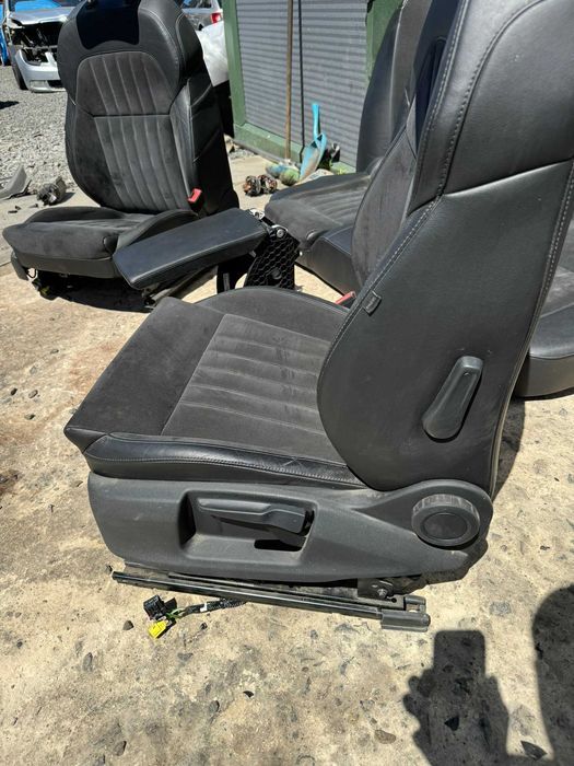 Комплект сидінь сидіння шкіра алькантара Skoda Superb 3 салон