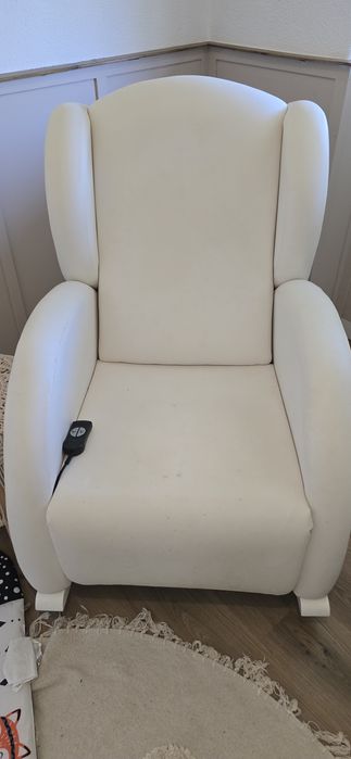 Sofa cama, ideal para amamentação