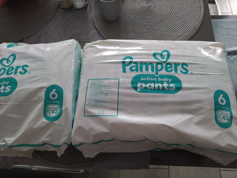 Pieluchy Pampers pants 6