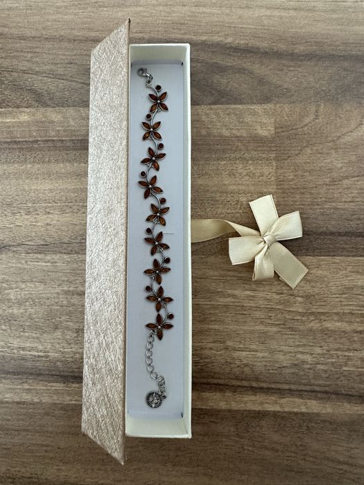Unikatowa srebrna bransoletka z bursztynem Darvin Jewellery
