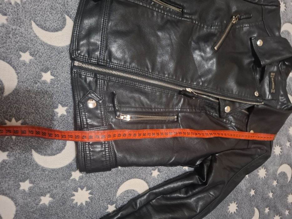 Шкіряна куртка осінь-весна