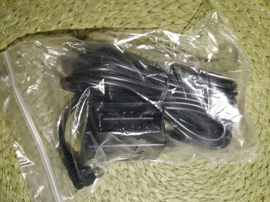 Zasilacz do kamery samochodowej 24h