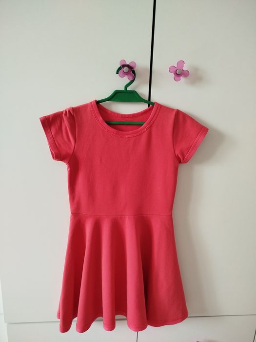 Sukienki letnie 5-6 lat