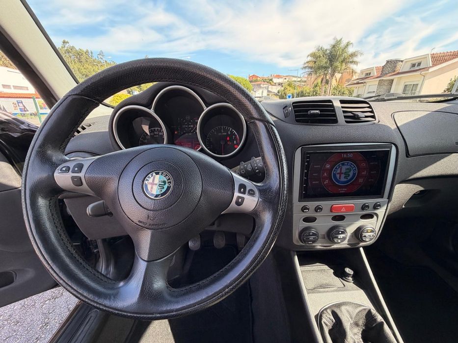 ALFA ROMEO 147  1.6