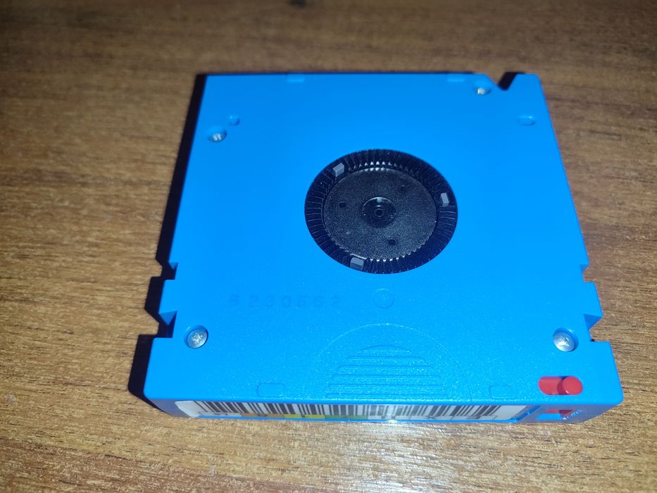 Дата-картридж HP LTO-5 Ultrium 3TB RW Data Cartridge (C7975A)
Технолог