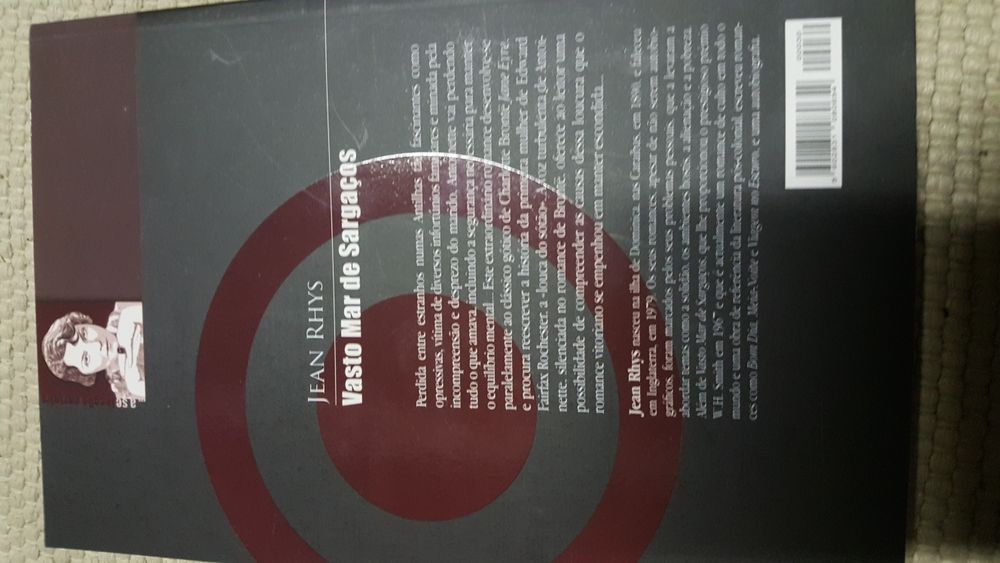 Livro Vasto Mar de Sargaços