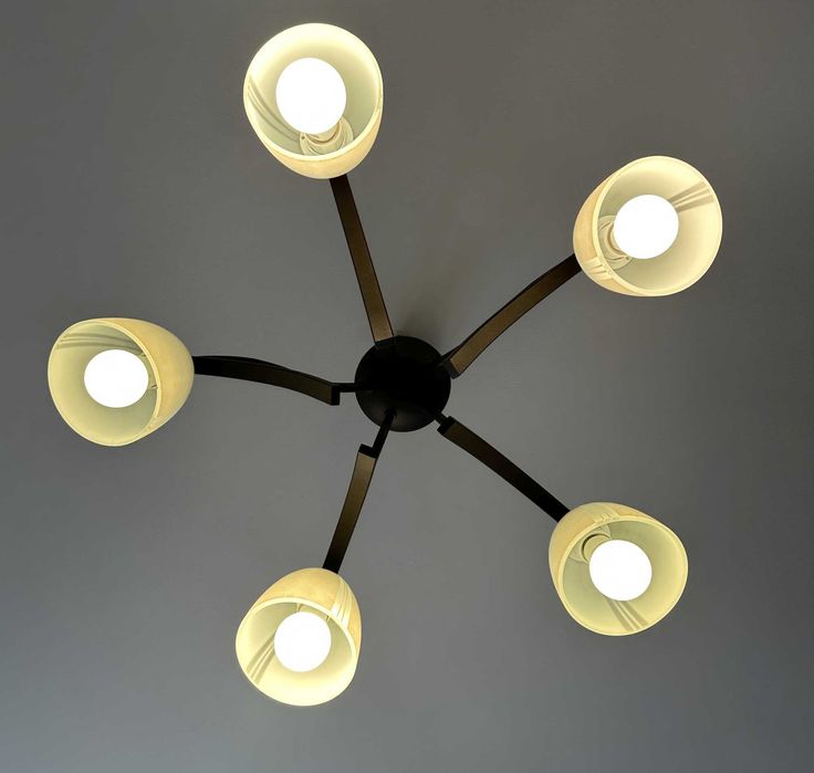 Lampa sufitowa 5 żarówek