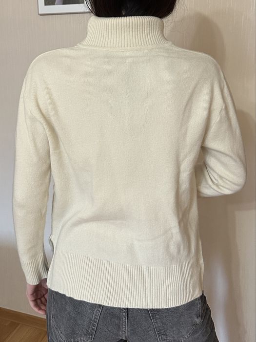 Светр з вовни та кашеміру