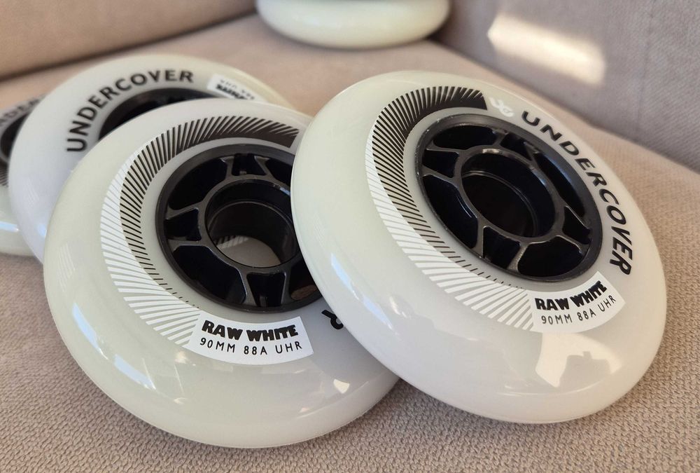 Undercover Raw White kółka 90mm 88A UHR (8 szt.) – niedost. EU