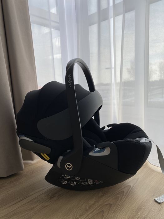 Cybex cloud z i-size