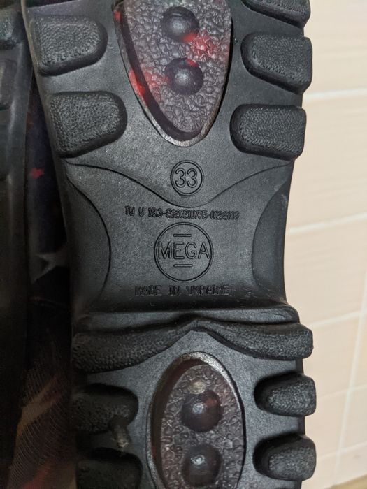 Чоботи жіночі резинові