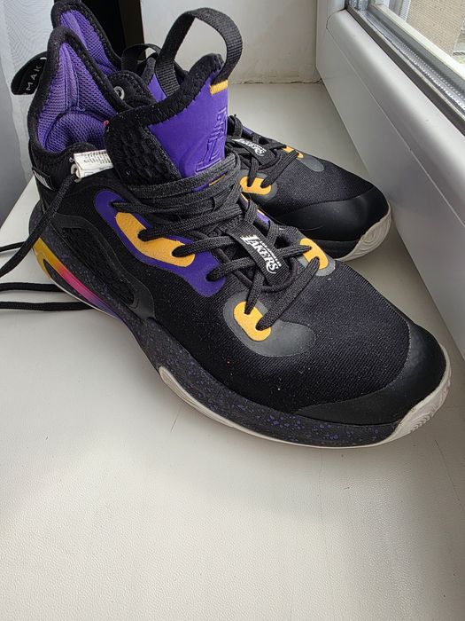 Кросівки Decathlon lakers 40