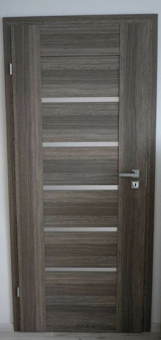 Drzwi wewnętrzne POLSKONE Sempre w kolorze jesion szer. 80 cm