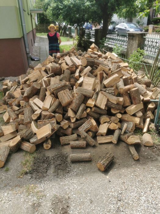 Drewno Kominkowe i Opałowe