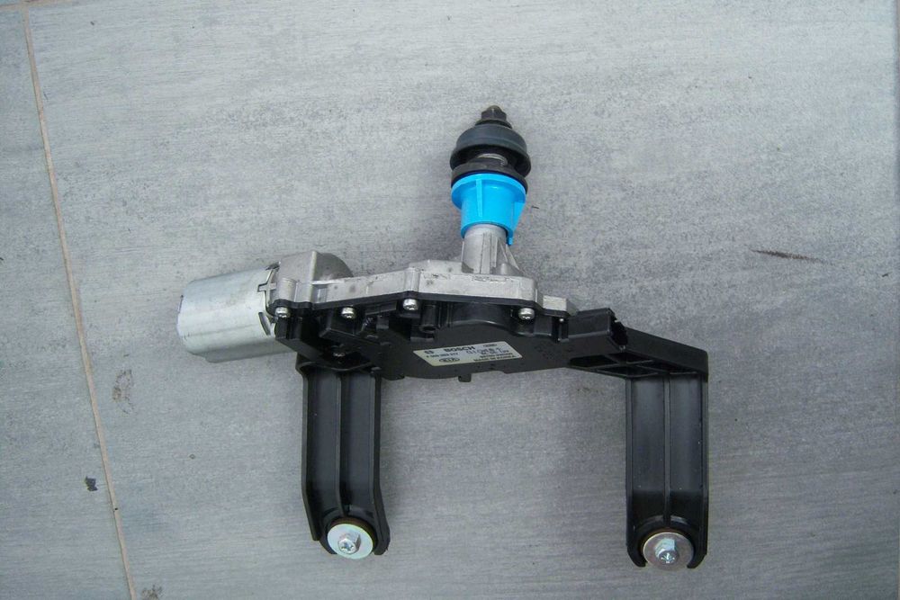 Kia Sportage III silniczek wycieraczki tył tylnej