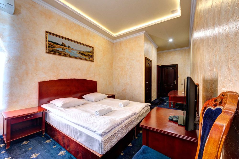 Посуточно аренда двухместного номера, м. Васильковская.