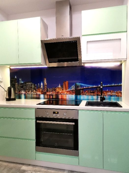 Kasprzaka 29c, na godziny/doby lub dłużej.