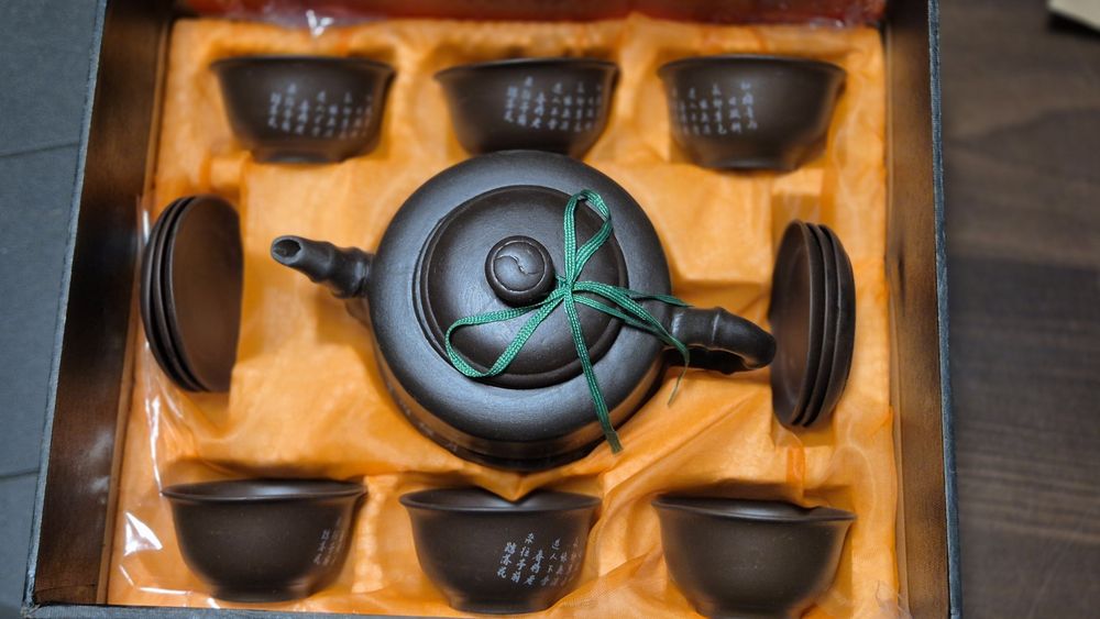 Elegancki, funkcjonalny zestaw do herbaty