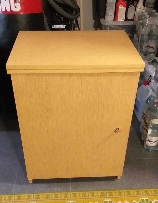 Maszyna do szycia z lat 80 tych PREDOM ŁUCZNIK 451 w super stanie