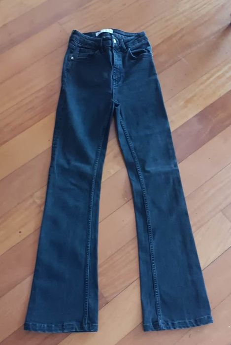 Calças de ganga tecido extensível Zara