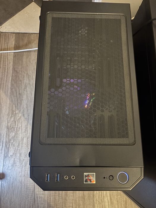 Komputer stacjonarny do gier/montażu/pracy - Ryzen 7 3700x/32gb/NV1650