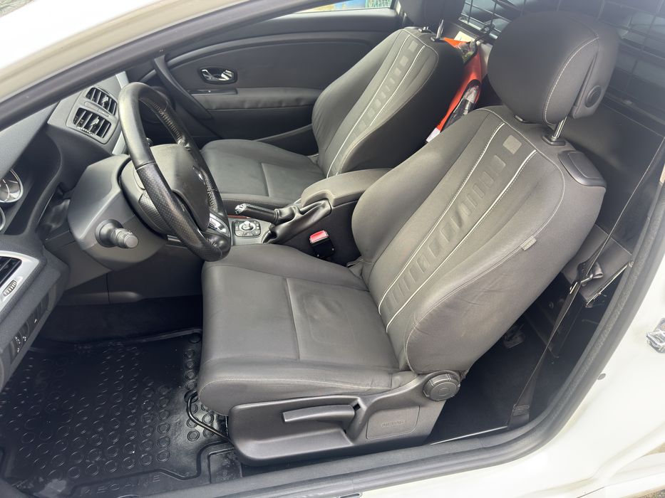 Renault Megane 3 Comercial (2 Lugares)