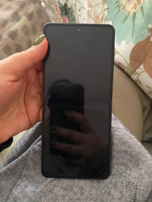 Samsung zflip7  novo 4 meses de uso