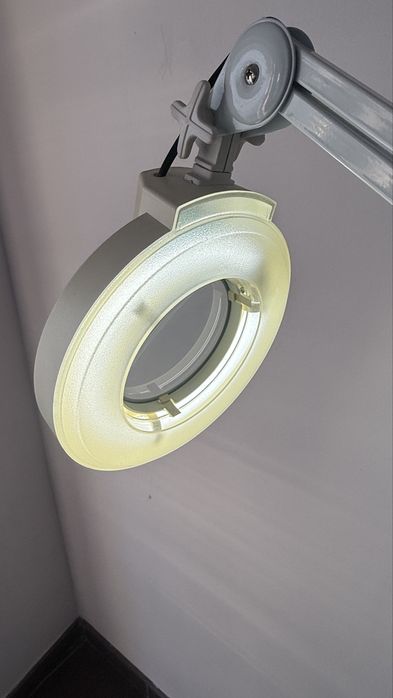 Lampa Kosmetyczna/Dermatologiczna LED
