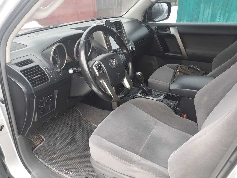 Toyota Land Cruiser Prado 2012 пропан-бутан бензин 2.7 позашляховик