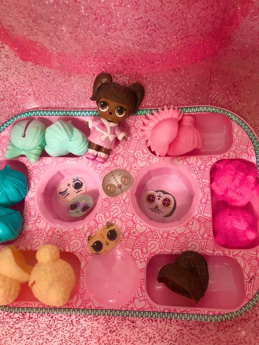 L.O.L. surprise! Bigger surprise Series eye spy