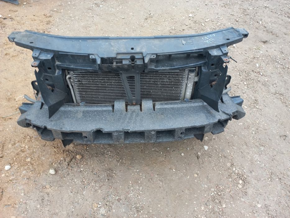 Pas przód przedni wzmocnienie kompletny chłodnice skoda superb 2