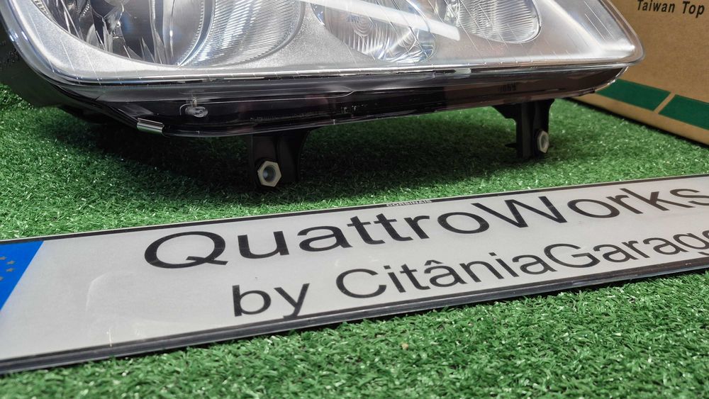 Otica Farol Frente Direito VW Touran 1T Caddy III 2003 a 2015 Ref. 441-1193R-LD-EM NOVO DEPO