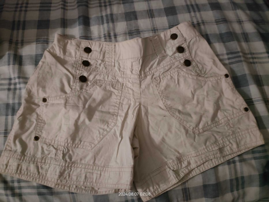Rewelacyjne_Spodenki_Bawełna/ Kremowe_36 _Okazja