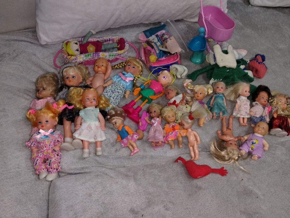 Zestaw lalek typu barbie dla dziecka