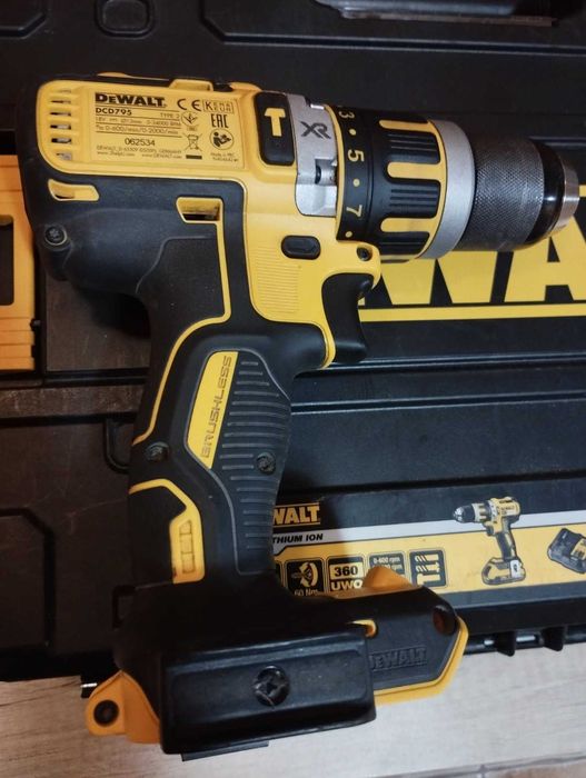 Wkrętarka DeWalt DCD Bydgoszcz • OLX.pl