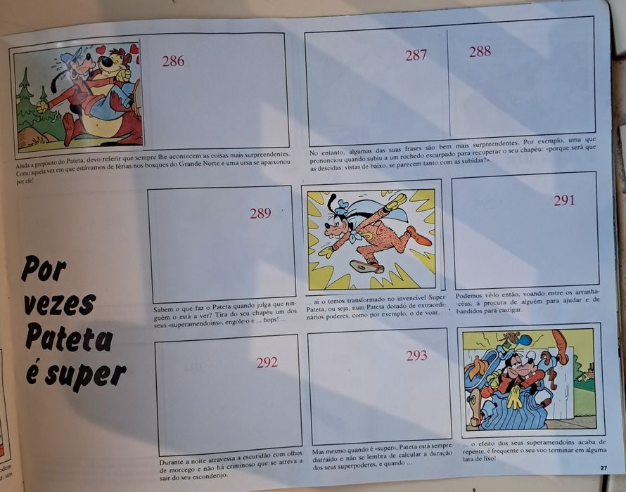 Walt Disney Caderneta de Cromos " Mickey Story"