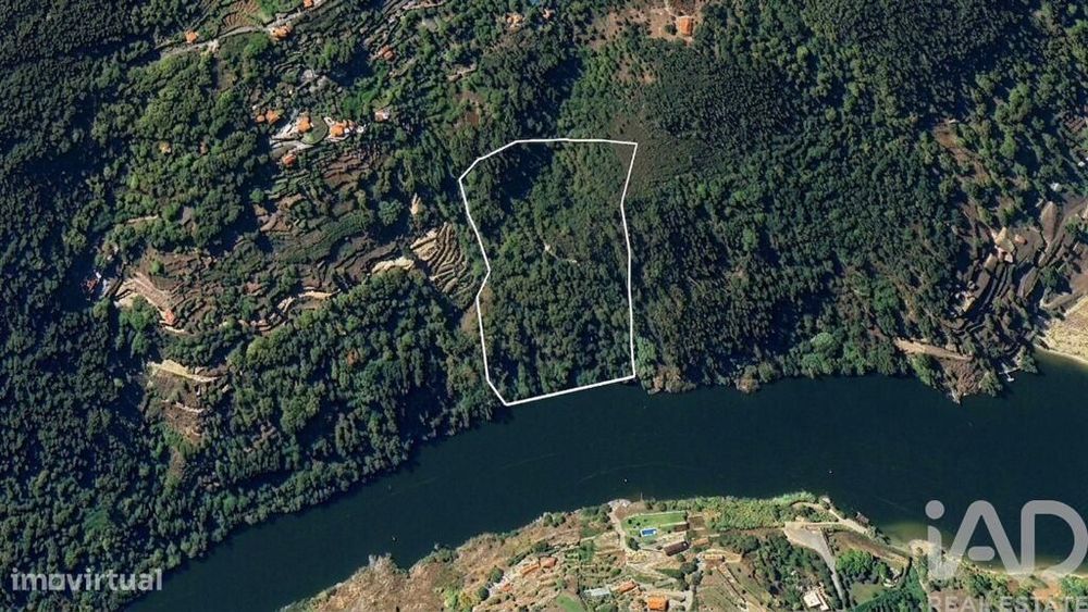 Terreno em Tarouquela